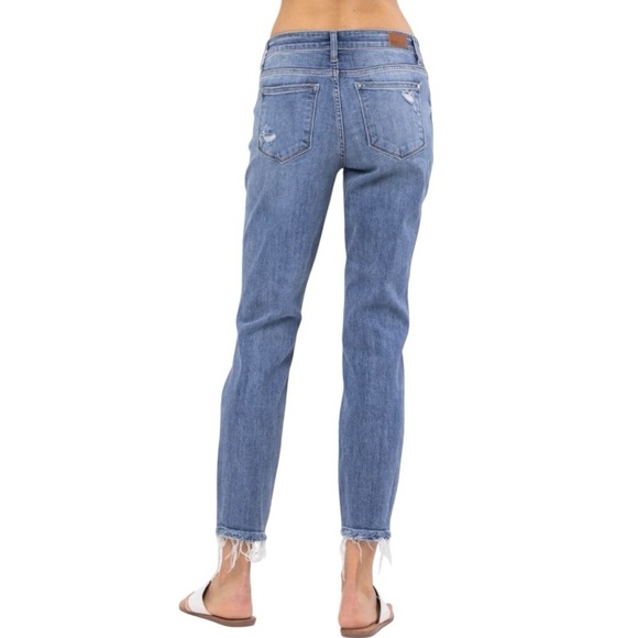 Judy Blue Boyfriend Fit Mid Rise Distressed Medium Wash Stretch Jeans Womens 30 - Picture 4 of 16